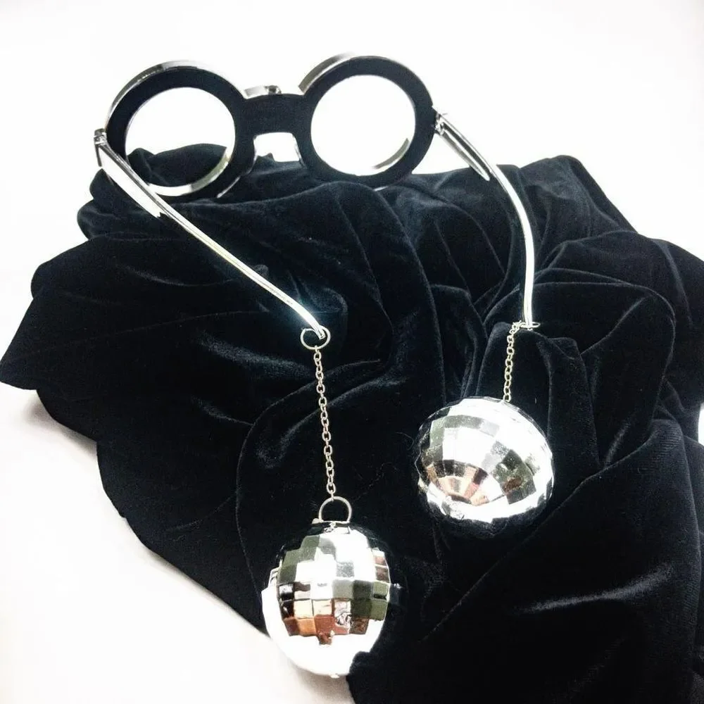 New Year Cheer bring bling